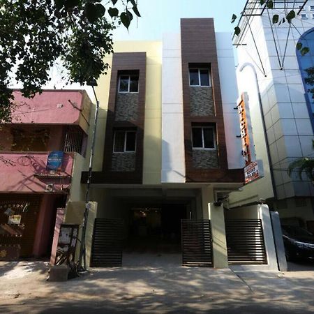 Hotel Rich Inn Chennai Extérieur photo