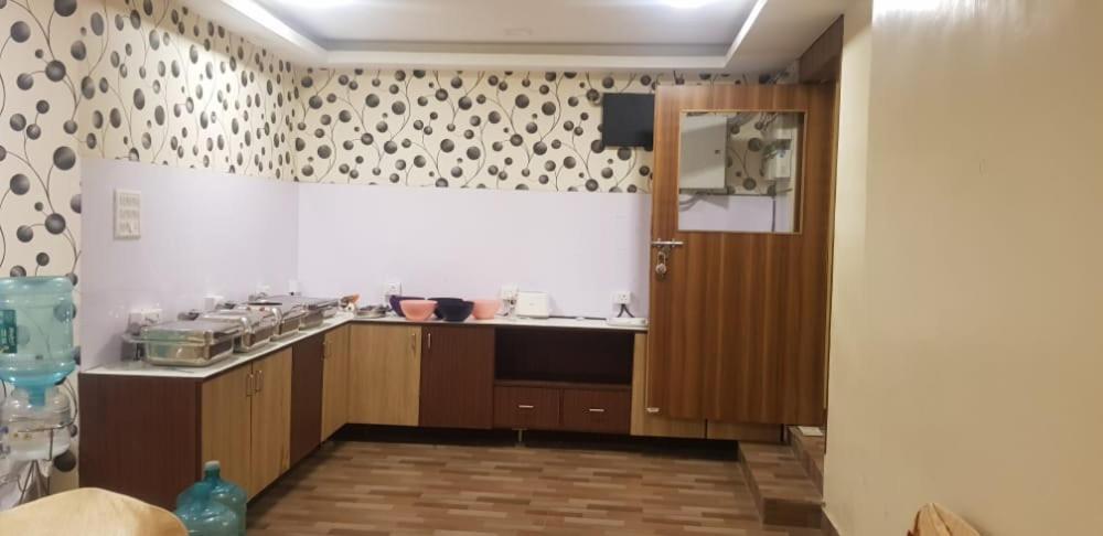 Hotel Rich Inn Chennai Extérieur photo